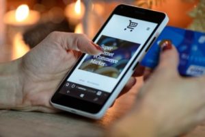 Online shopping with credit card