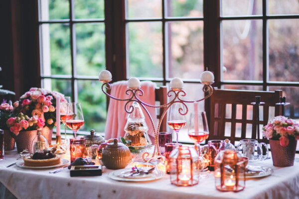 Christmas dinner setup