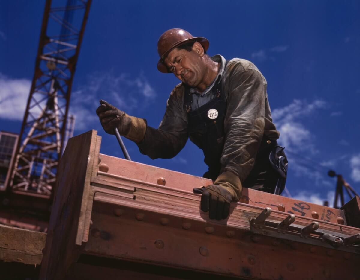 construction-workers-60585