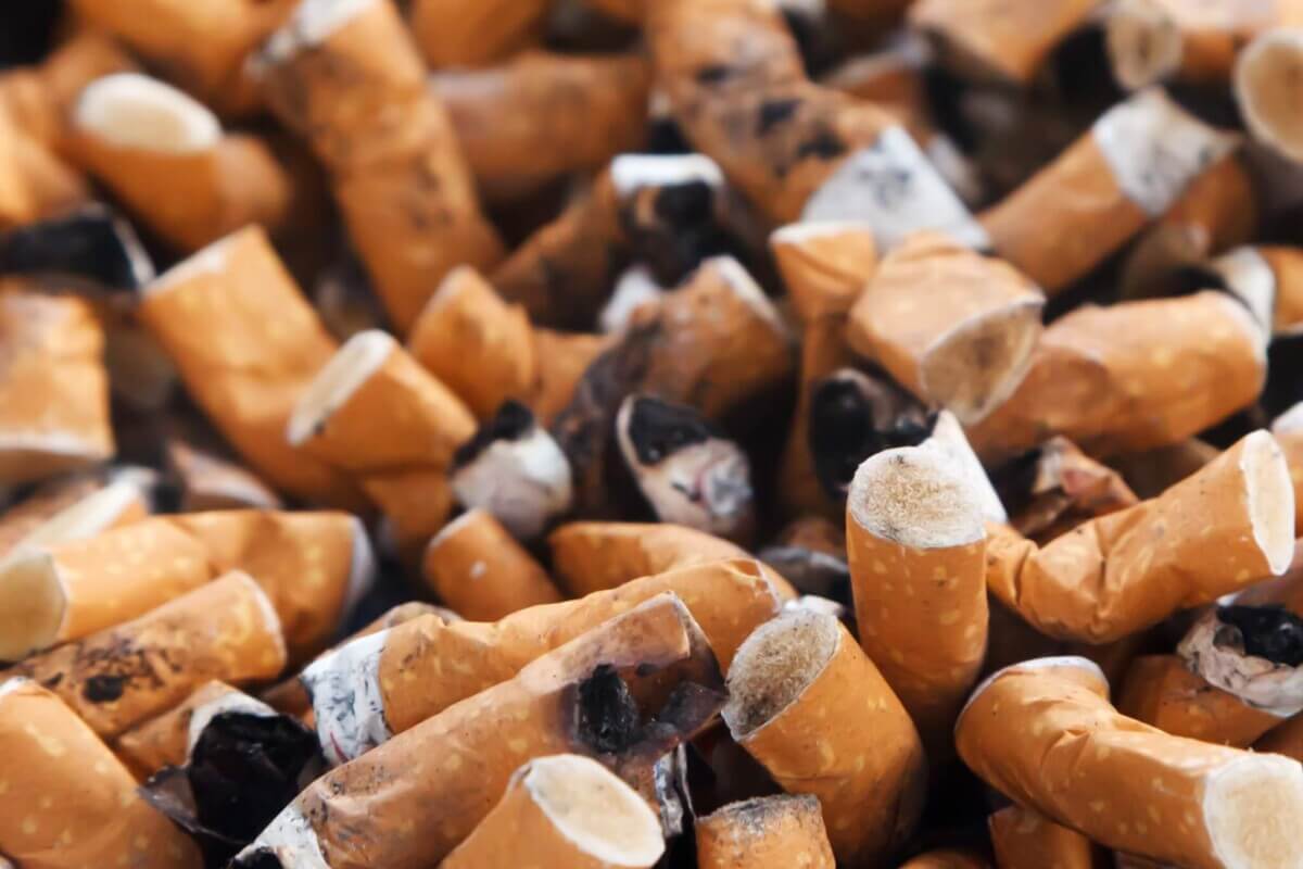addict-addiction-ashtray-46183