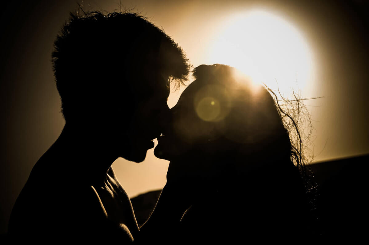 attachment-couple-dark-41068