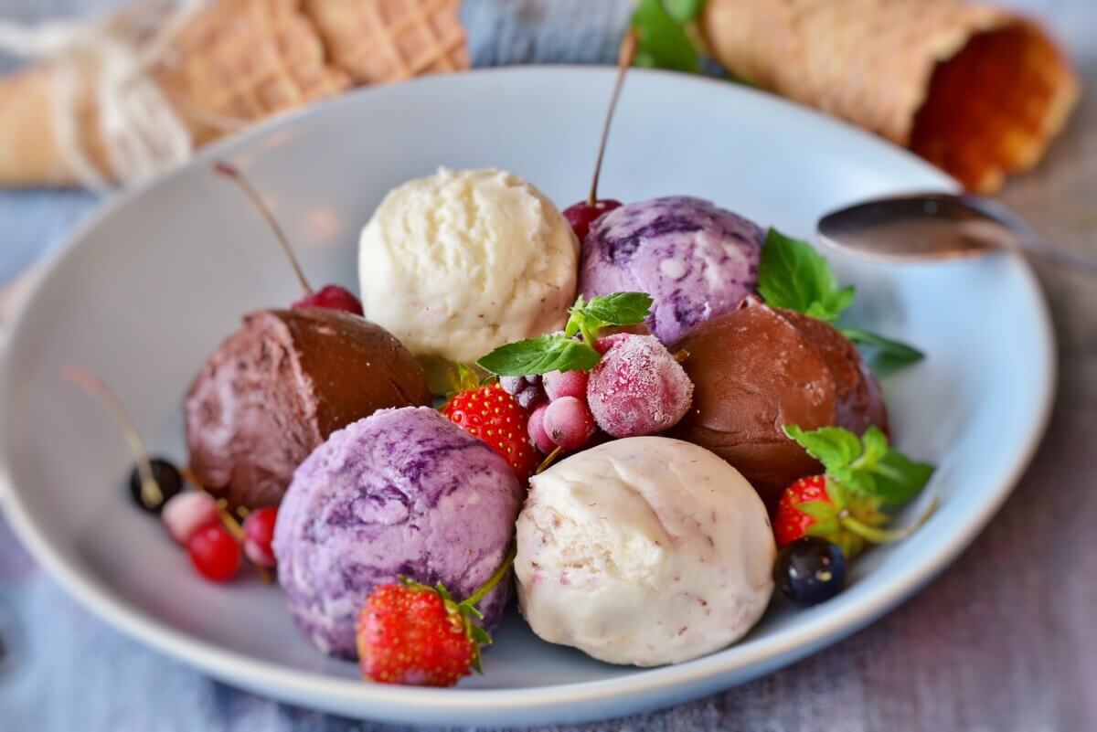 Ice cream sundae
