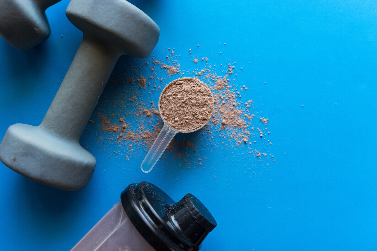 Whey protein shake with chocolate flavor.
