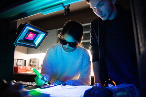 Students UV light