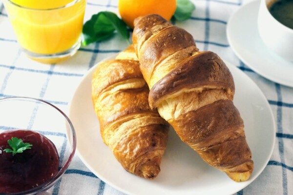 bread croissants