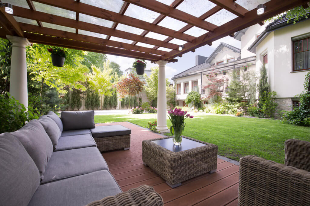 dementia perception outdoors