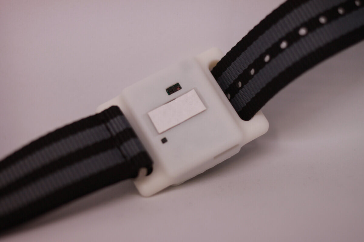covid-wristwatc-664654
