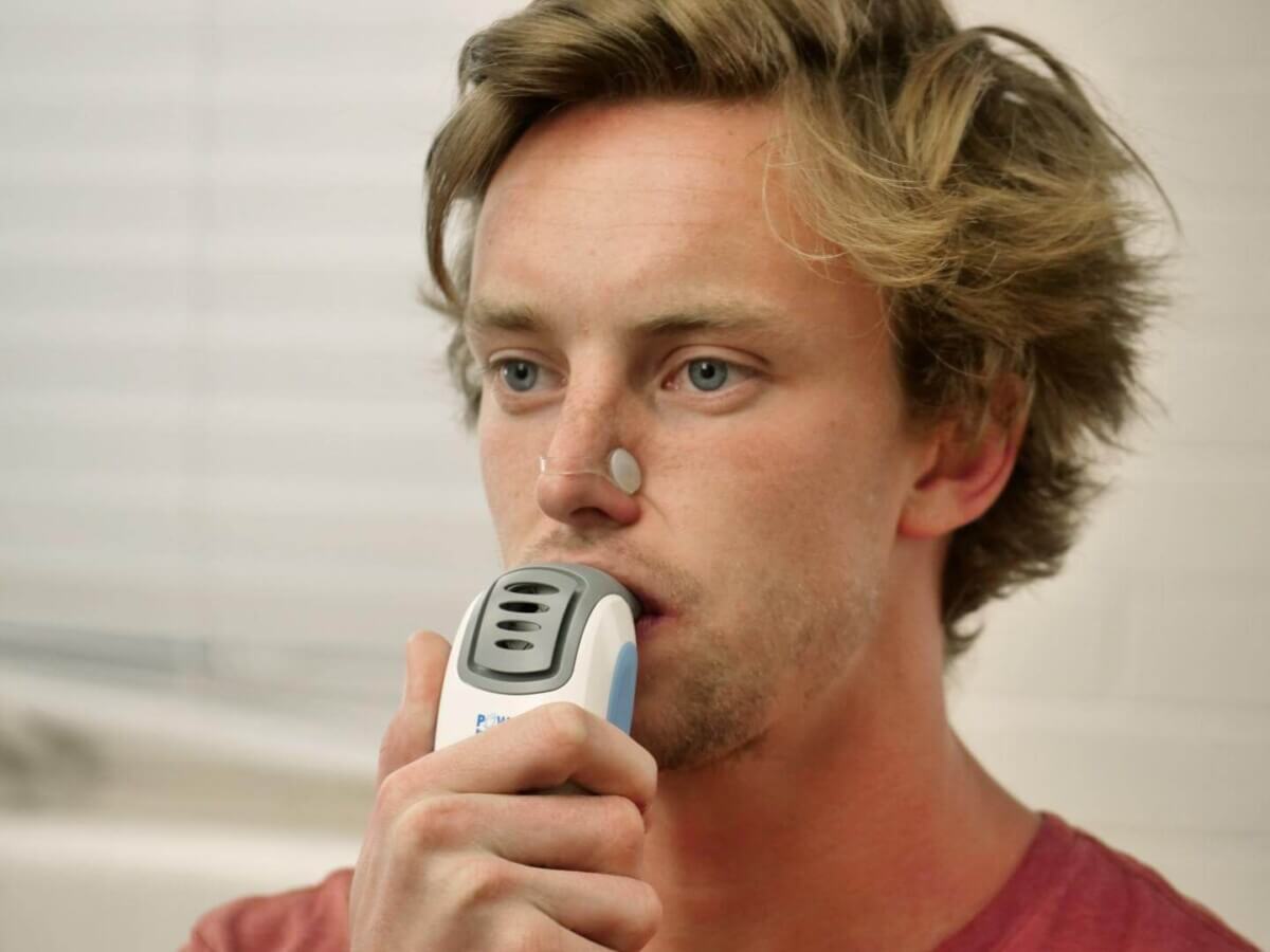 breathing device