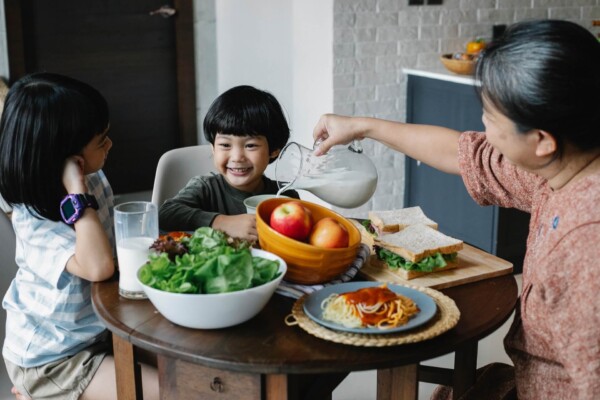 Children eating a healthy meal