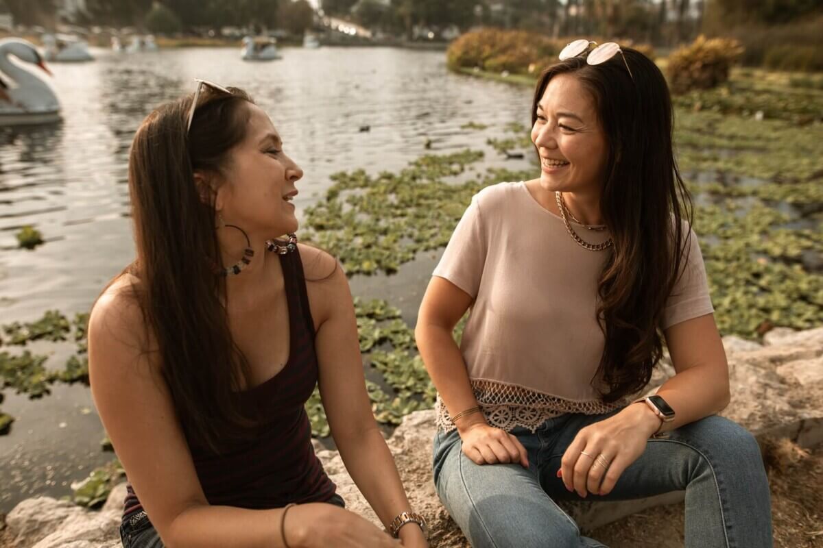 friends talking