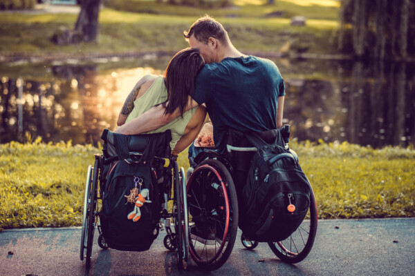 Couple in wheelchairs: People with disabilities in relationships