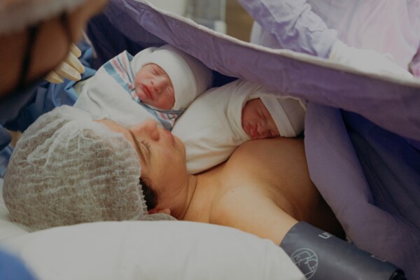 mother twins