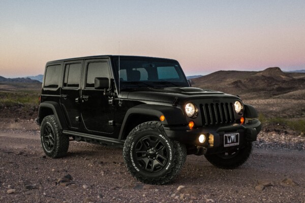 Jeep on terrain, best doomsday vehicle