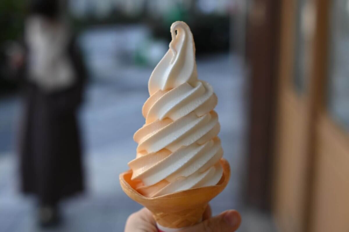 Helado de crema de vainilla