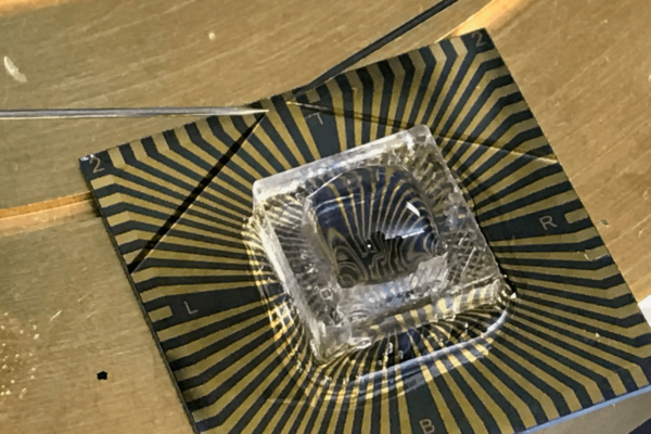 new sensor quickly tells the difference between the flu and covid-19