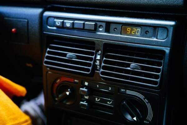 Car air vents