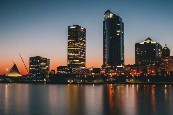 Milwaukee city skyline