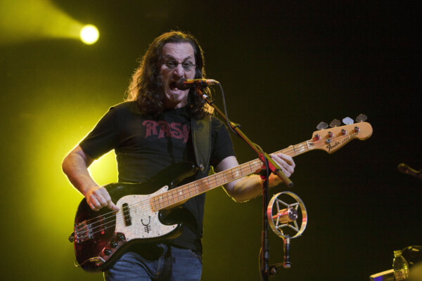 Geddy Lee on Rush's Time Machine Tour in California 2011