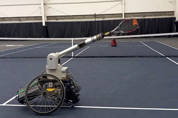 robot tennis player