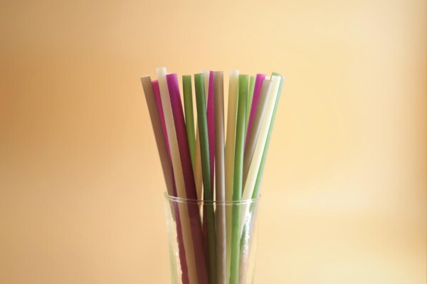 straw lot