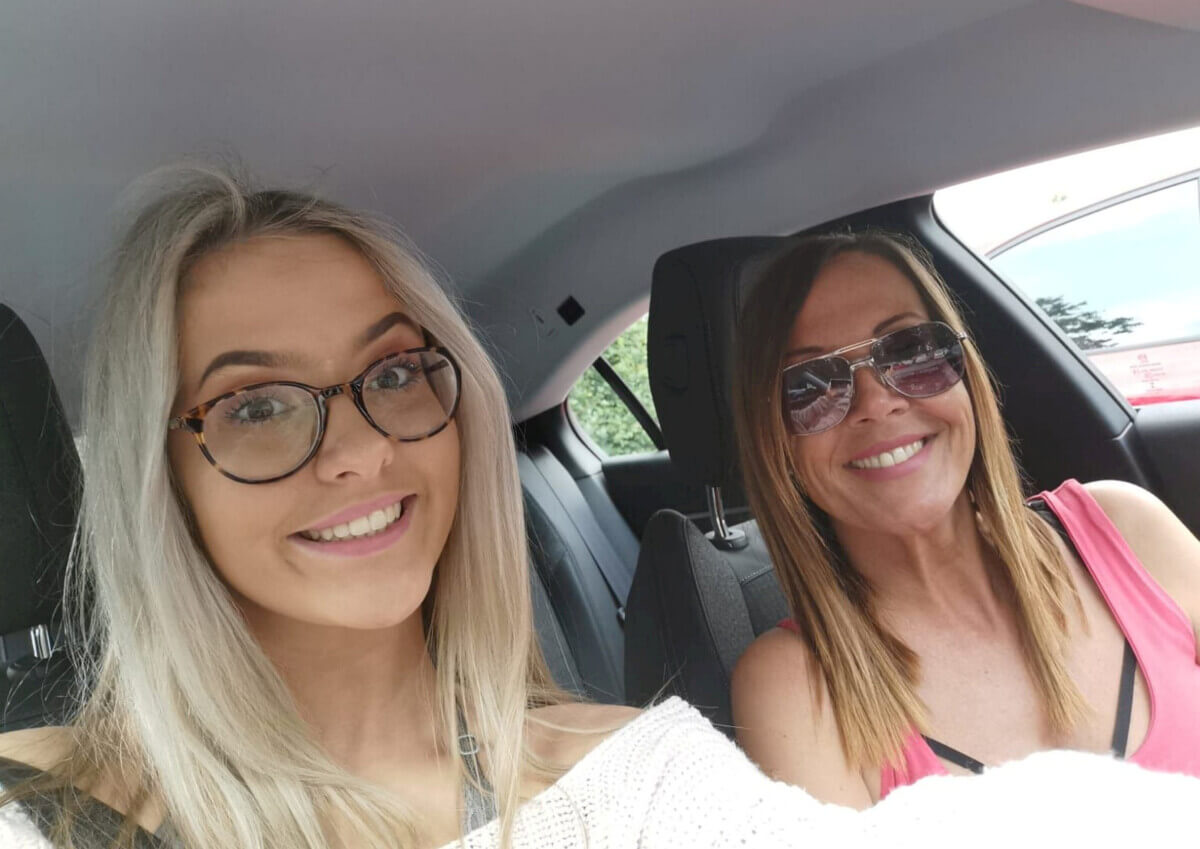 Grace Lily with her mother Hannah