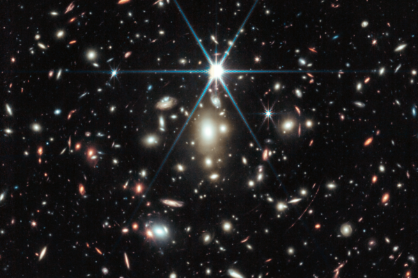 image from NASA’s James Webb Space Telescope of a massive galaxy cluster called WHL0137-08