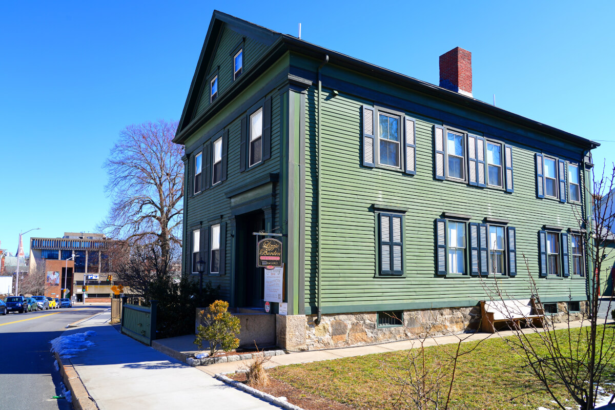 Lizzie Borden Bed and Breakfast
