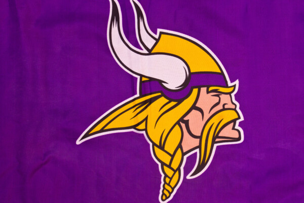 Vikings football flag