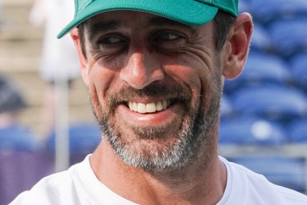 New York Jets quarterback Aaron Rodgers