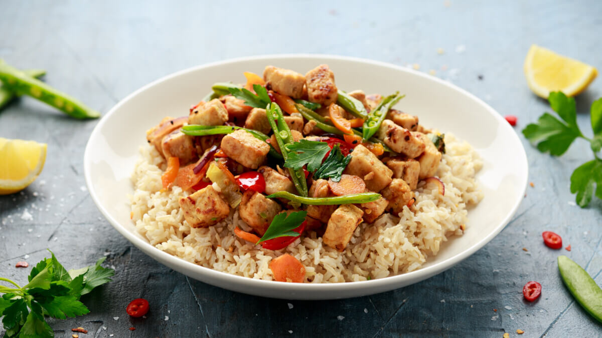 Vegetarian meat free mycoprotein pieces