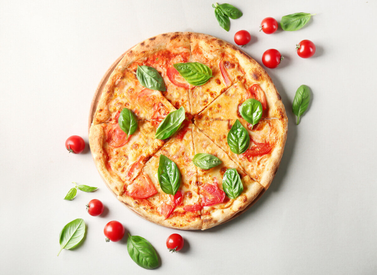 Basil and tomato pizza