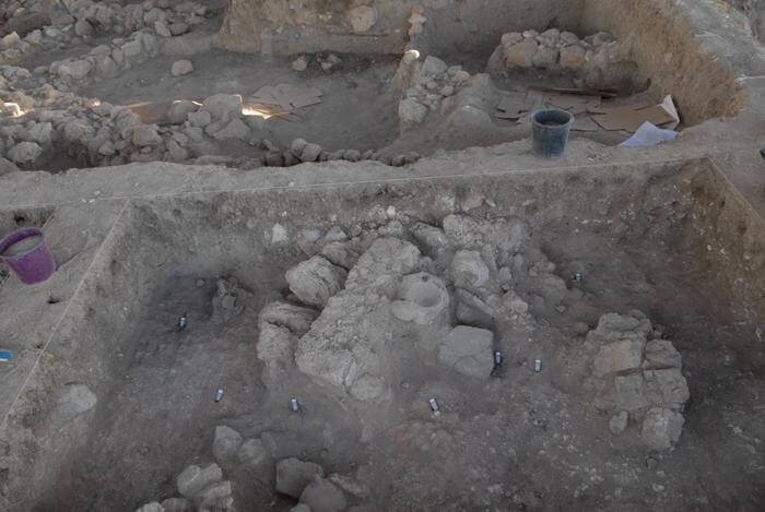 excavation at Tell es-Safi in central Israel