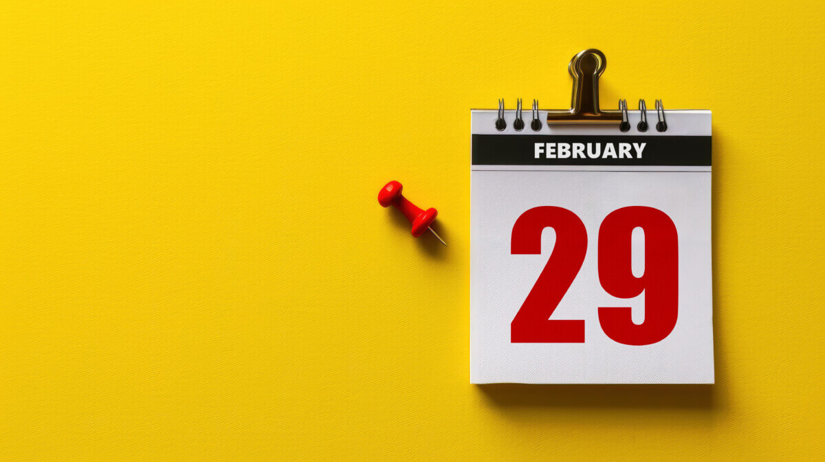 Wall calendar with February 29
