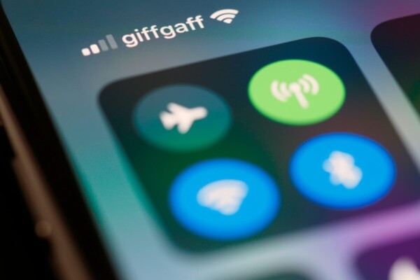 iPhone WiFi and service control panel
