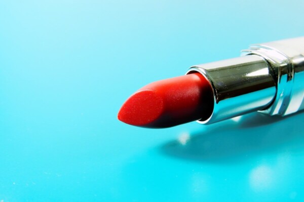 red lipstick