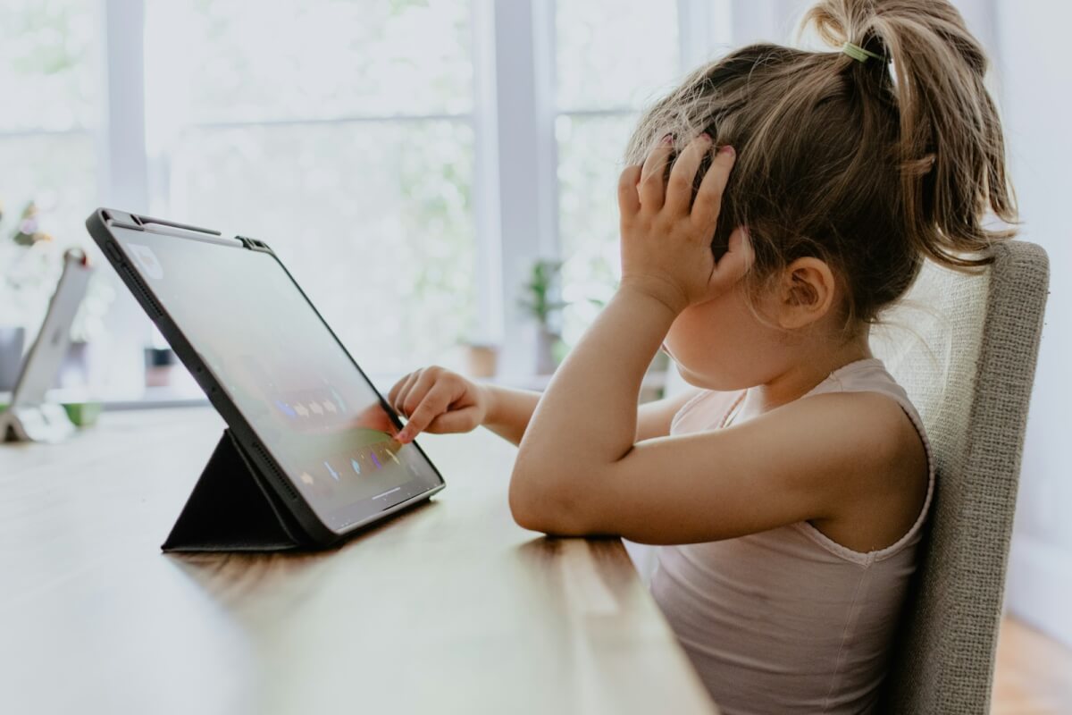 Child on tablet