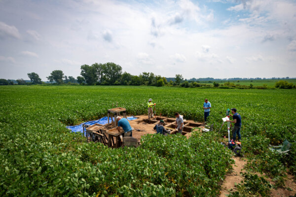 University of Michigan researchers and volunteers excavate the Belson Clovis Site in St. Joseph County.