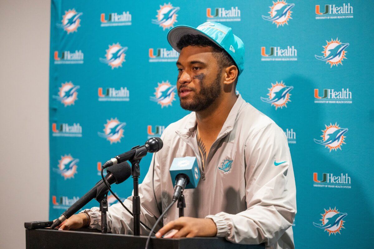 1 TUA TAGOVAILOA QB MIAMI DOLPHINS VS JACKSONVILLE JAGUARS PRE SEASON WEEK 3 AUGUST 26, 2023 EVERBANK STADIUM JACKSONVILLE FLORIDA