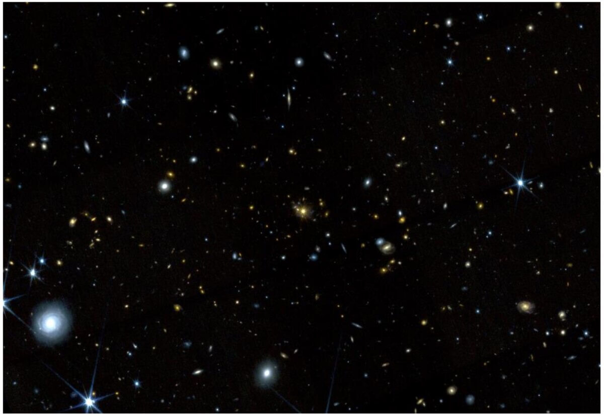 The team observed a galaxy cluster about 11 billion light years ago, which is one of the ancestors of galaxy clusters we see today. JWST Near-Infrared Camera has a spatial resolution ten times better than previous telescopes in the near-infrared wavelength around 4 microns, helping researchers achieve this feat. 