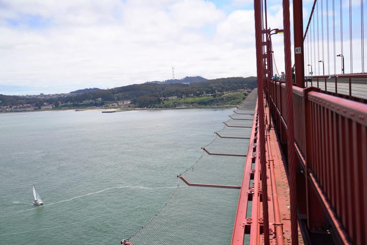Golden Gate Bridge safety nets