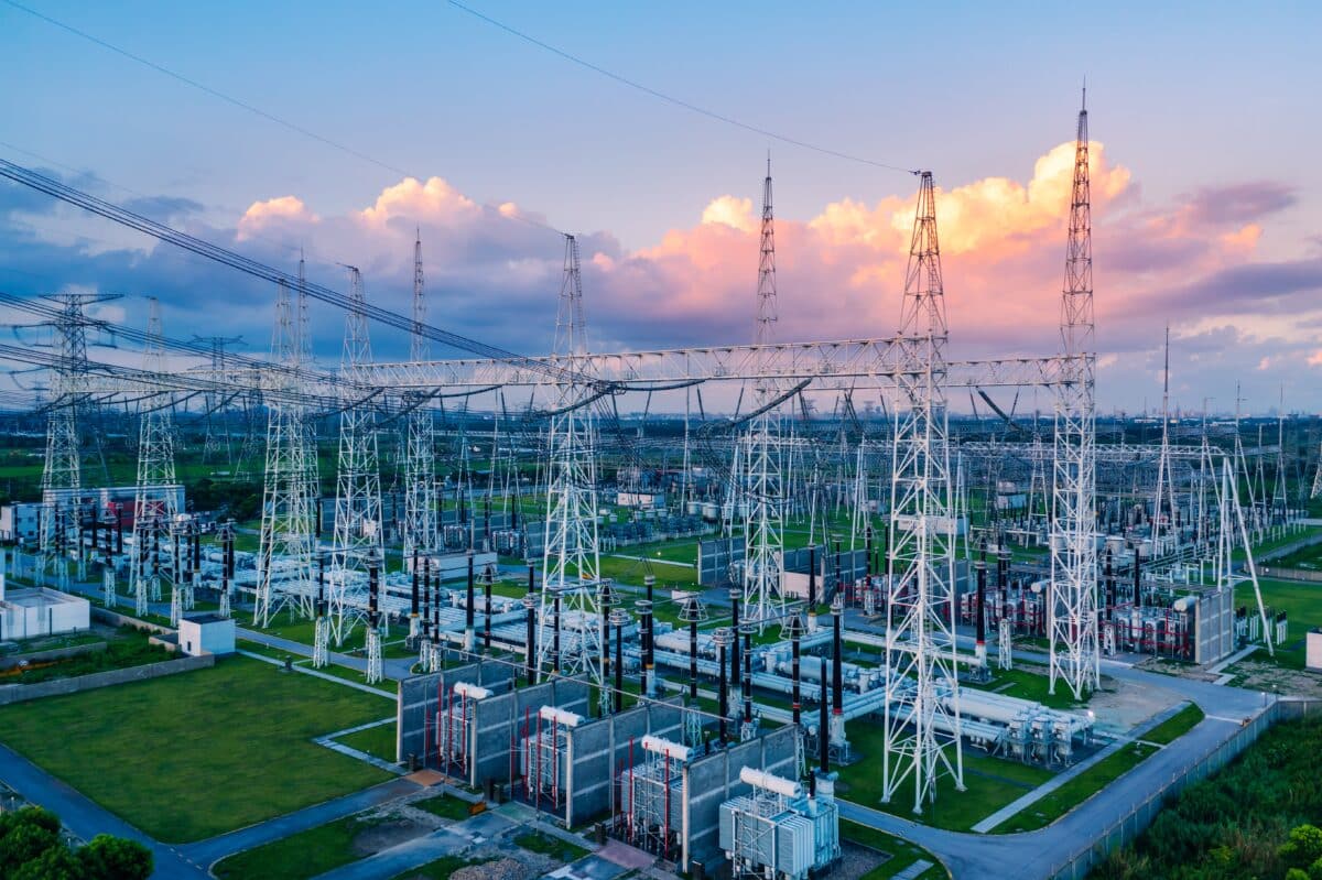 Electrical power grid substation