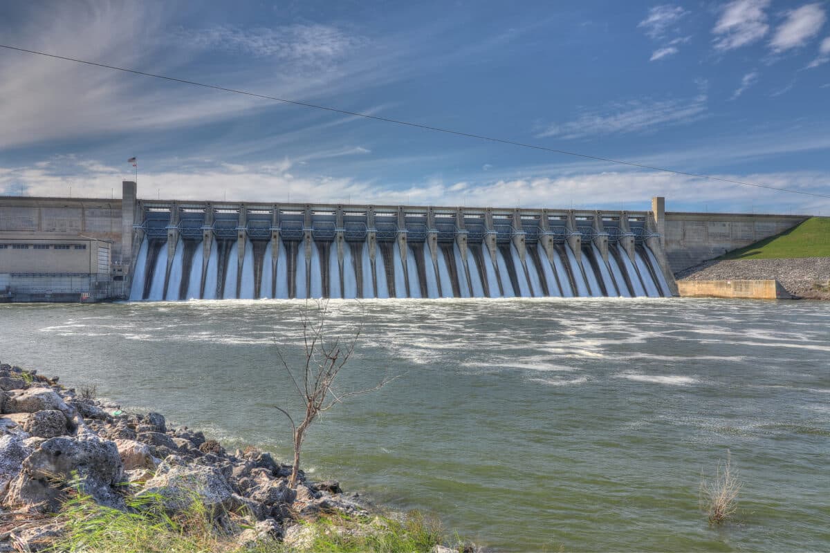 Hydroelectric dam at Lake Whitney on the Brazos River in Texas with the Floodgates open