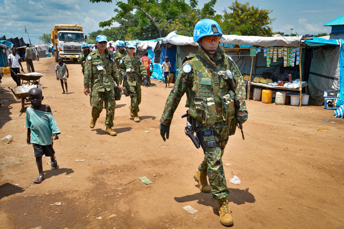 Peacekeeper troops from Japan deployed by the United Nations Mission in South Sudan (UNMISS), patrol on foot in Juba on 06.08.2015