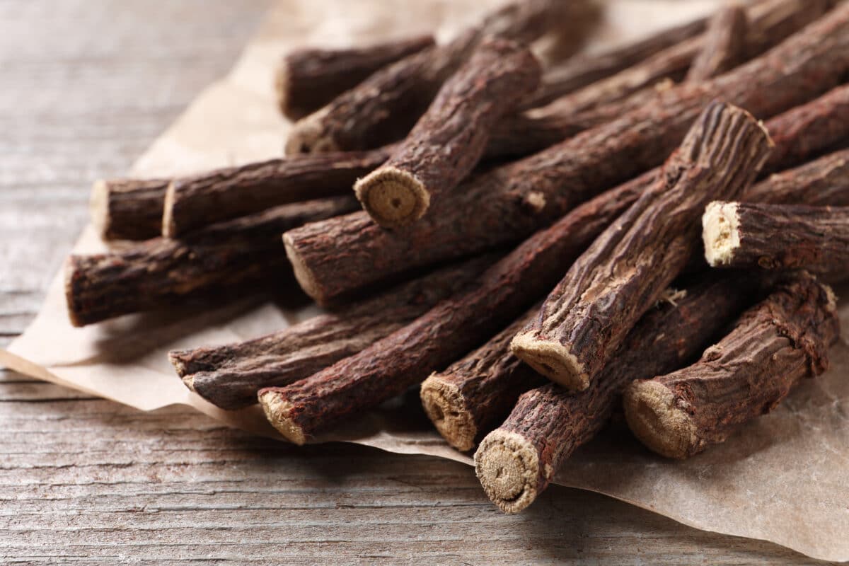 Sticks of licorice root