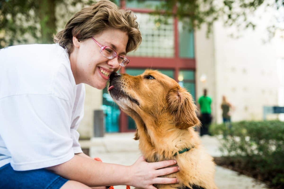 The study focused on U.S. female veterans and is among the first to examine the impact of working with service dogs in this population.
