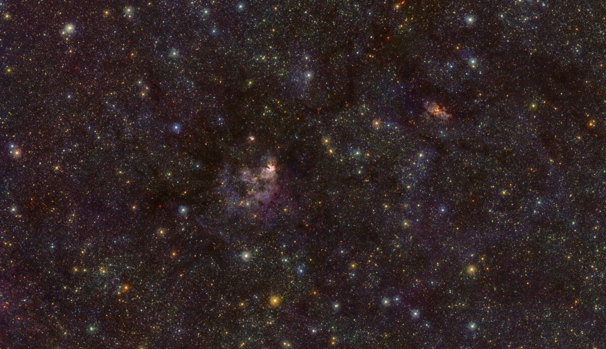 The RCW 94/95 nebulae infrared light