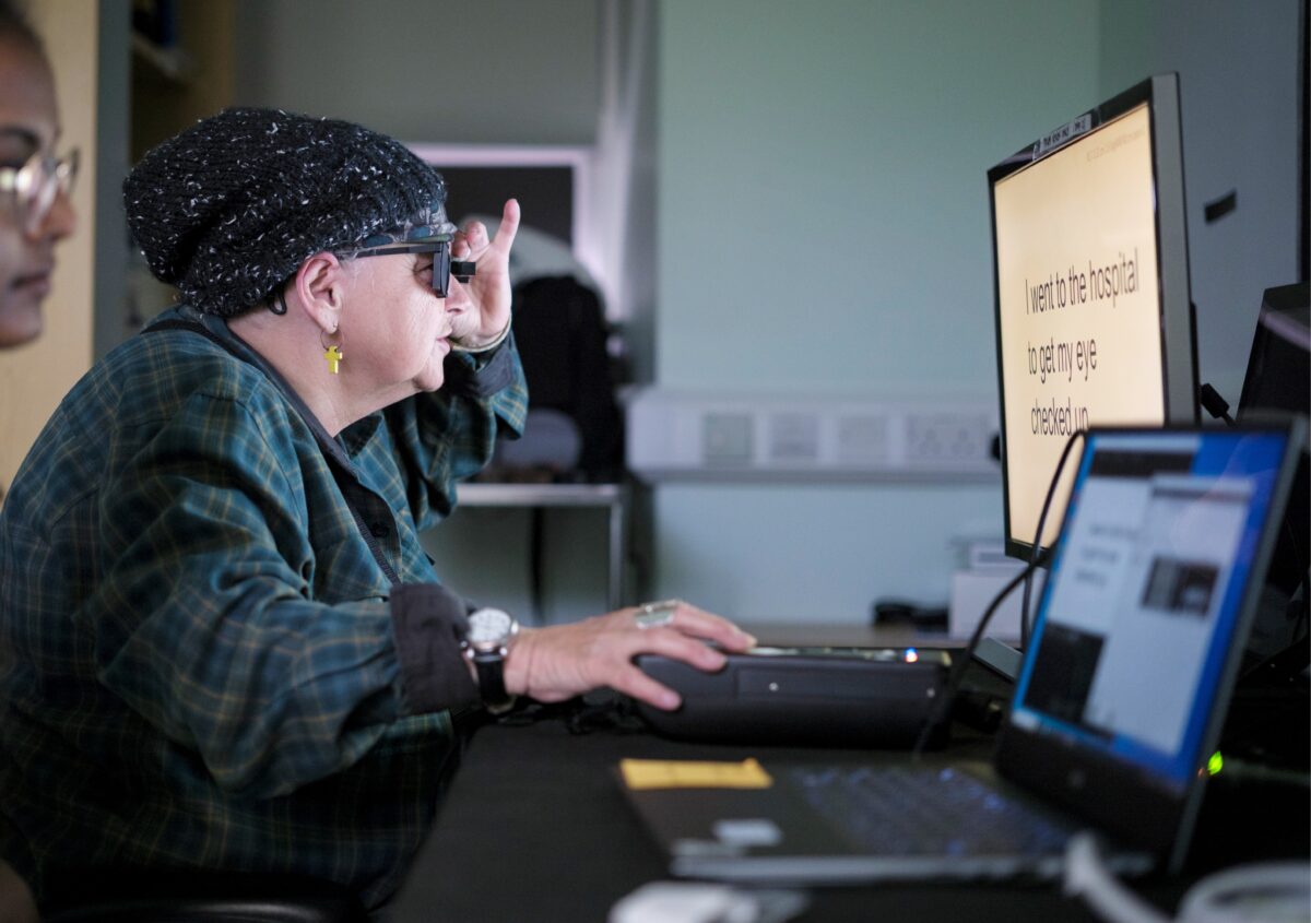 Study partipant Sheila Irvine, a patient at Moorfields, training with the PRIMA device.