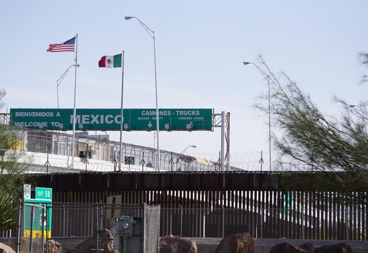 el paso border