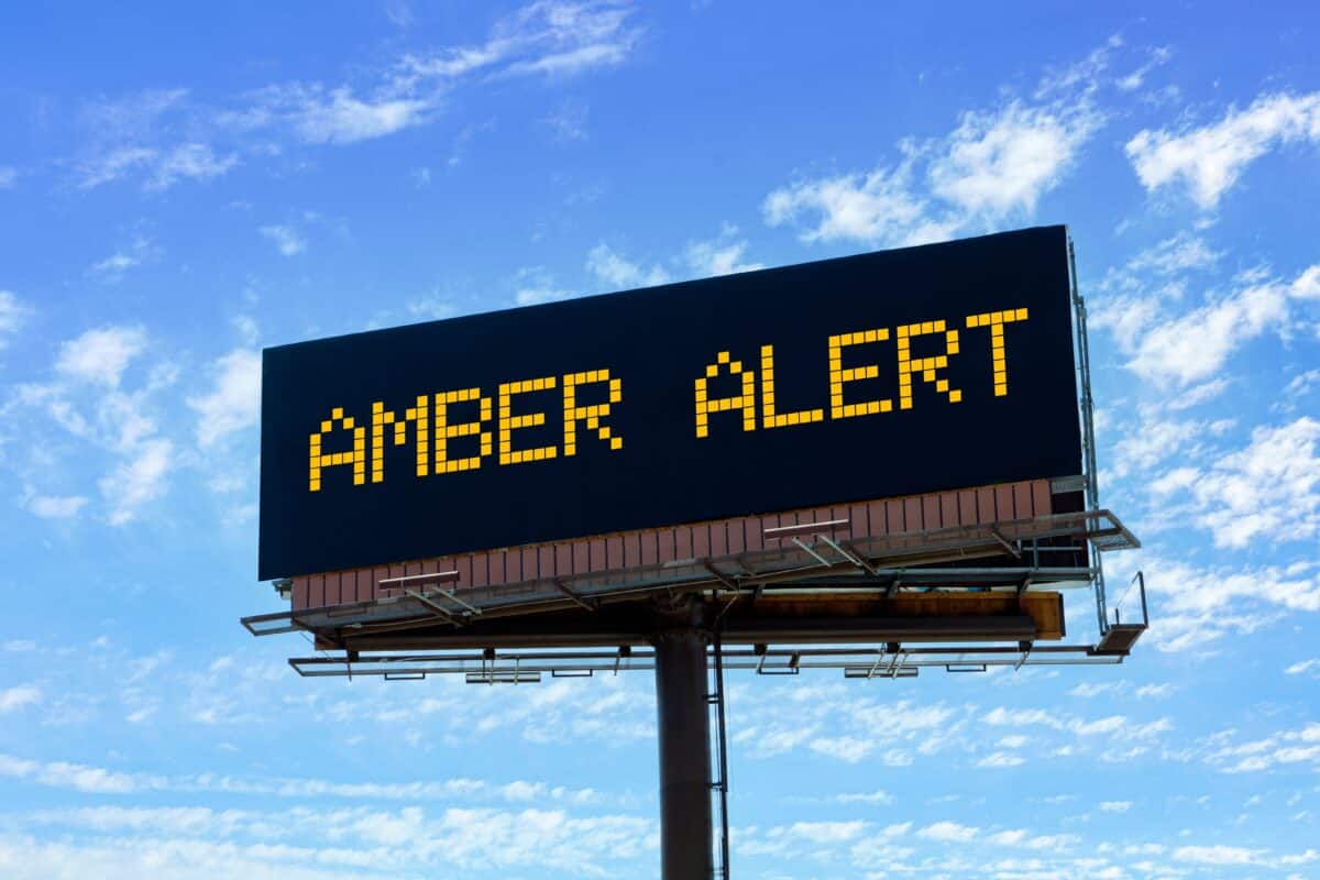 Electronic,Freeway,Sign,Advising,Of,An,Amber,Alert,For,A