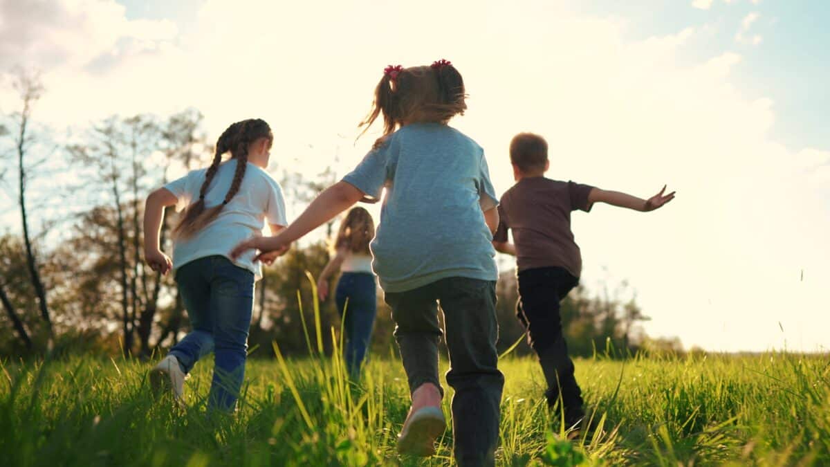 kids playing